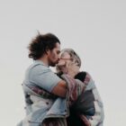 couples kissing